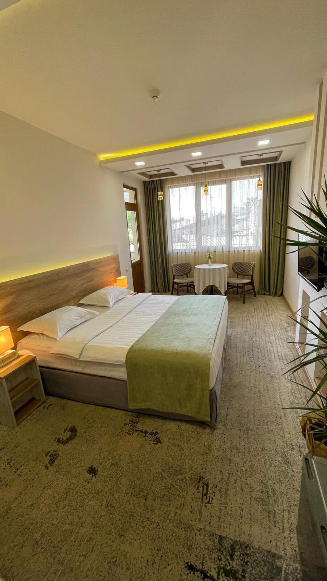 Rg Boutique Hotel 예레반 외부 사진